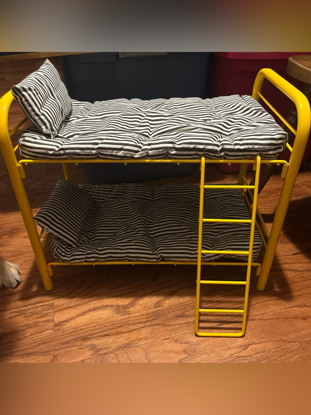 American Girl Doll Pleasant Company Yellow Bunk Bed Black White Bedding Vintage.